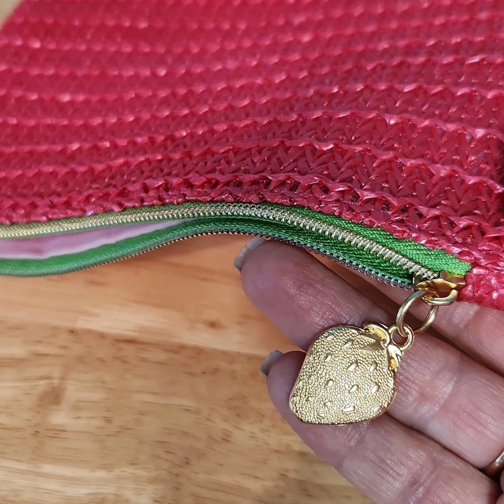 IPSY Fuschia with Light Pink Interior Woven Zipper Pouch‎